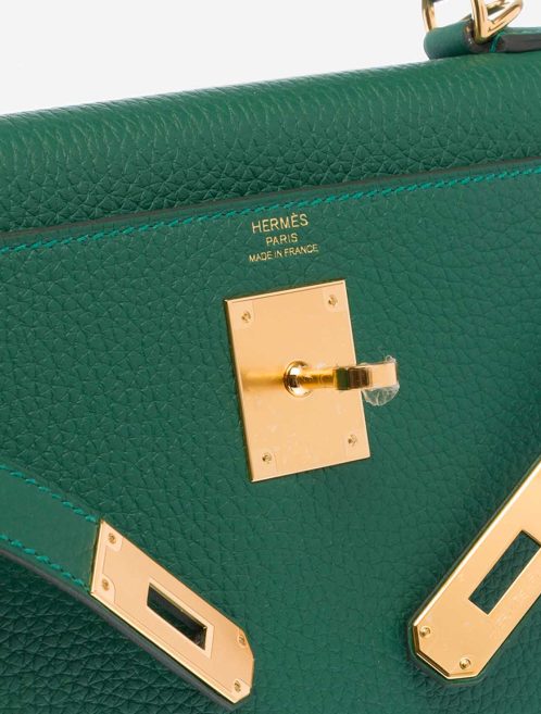 Hermès Kelly 28 Clémence Vert Moyen Closing System | Sell your designer bag