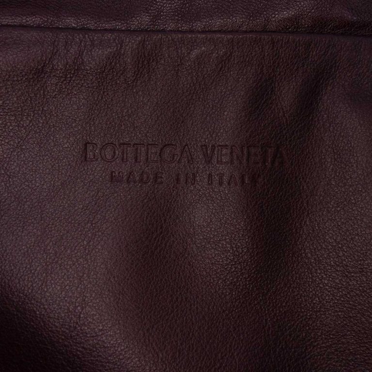 Bottega Veneta Shoulder Bag Medium Calf Burgundy Logo | Sell your designer bag