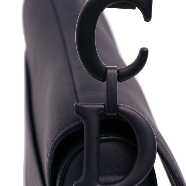 Dior Saddle Medium Calf Dark Plum Signs of wear | Sell your designer bag