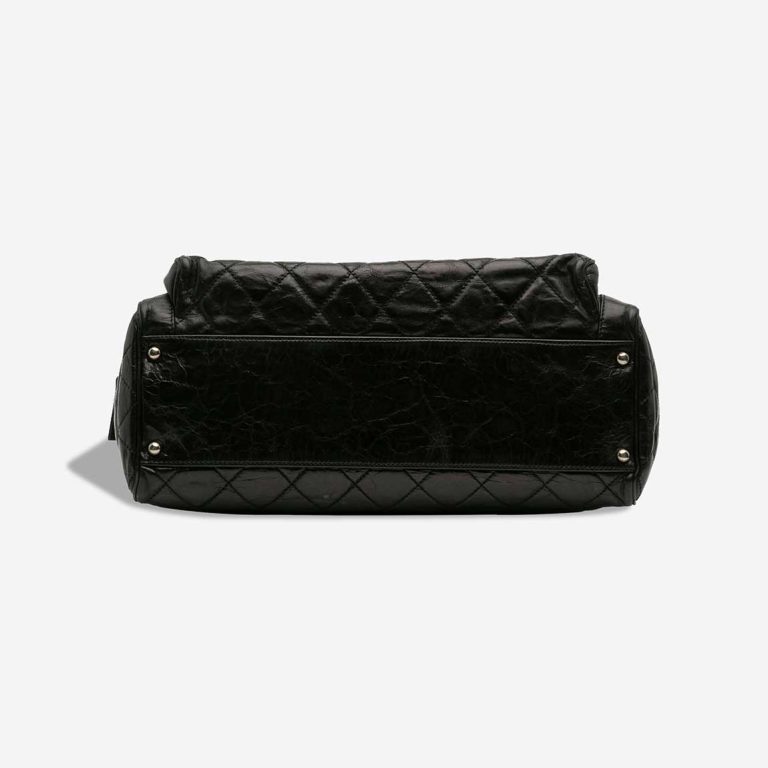 Chanel Executive Tote Medium Calf Black | Sell your designer bag