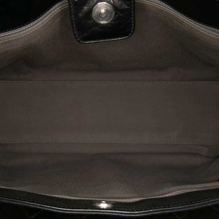 Chanel Executive Tote Medium Calf Black Inside | Sell your designer bag