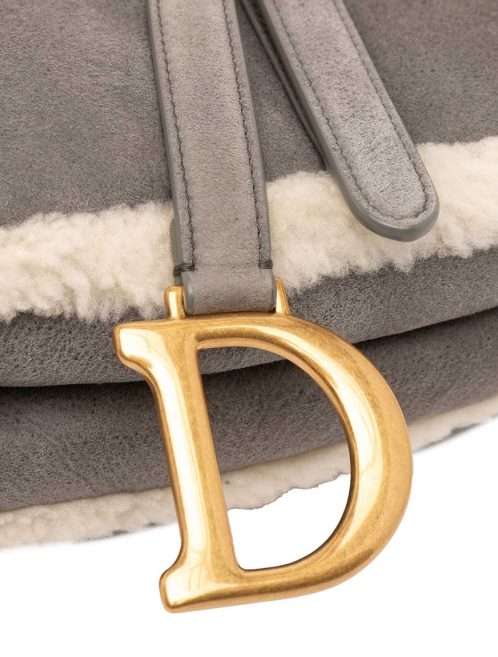 Dior Saddle Medium Shearling Grey / White Closing System | Sell your designer bag