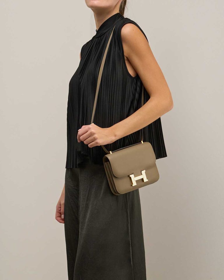 Hermès Constance 18 Evercolor Beige de Weimar Front | Sell your designer bag