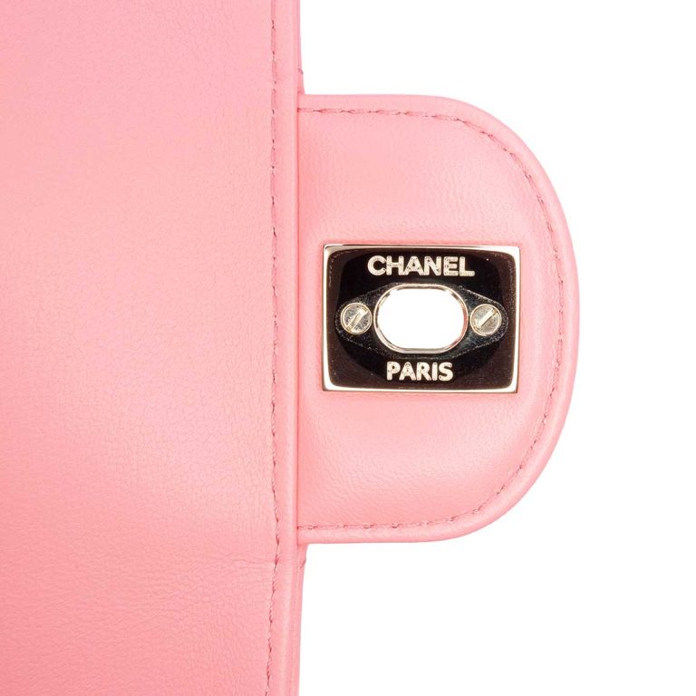 Chanel Timeless Heart Large Lamb Pink Closing System | Sell your designer bag