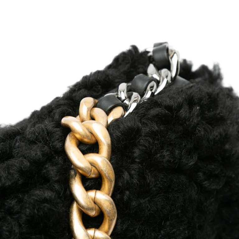 Chanel 19 Flap Bag Shearling Black Signs of wear | Sell your designer bag