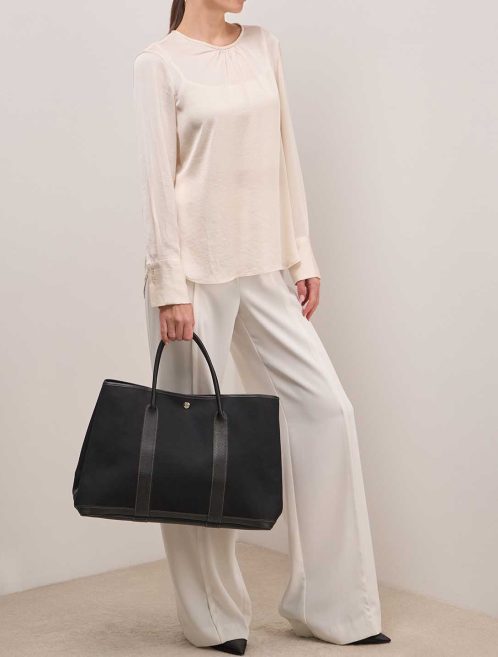 Hermès Garden Party 42 Toile / Veau Négonda Black on Model | Sell your designer bag