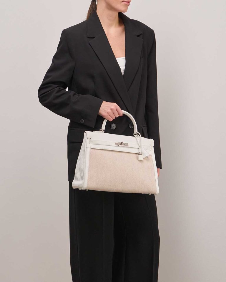 Hermès Kelly 35 Taurillon Clémence / Toile Blanc / Écru Front | Sell your designer bag