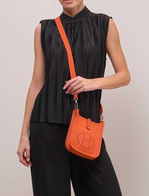 Hermès Evelyne 16 Taurillon Clémence Feu on Model | Sell your designer bag