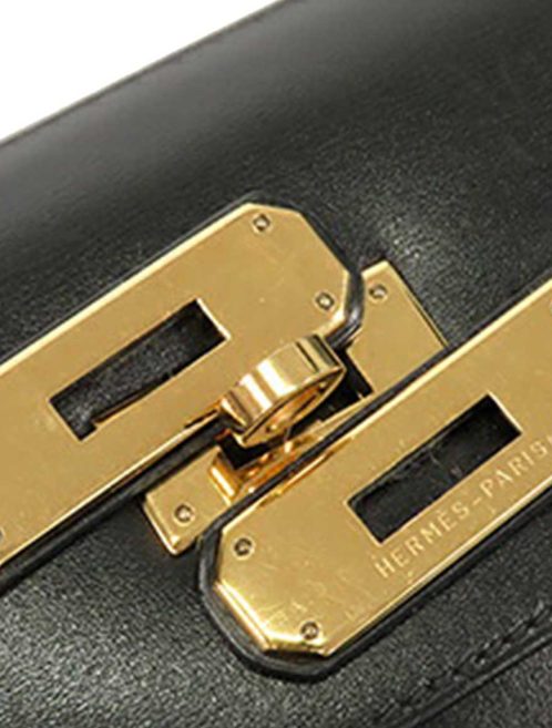 Hermès Kelly 32 Box Black Closing System | Sell your designer bag