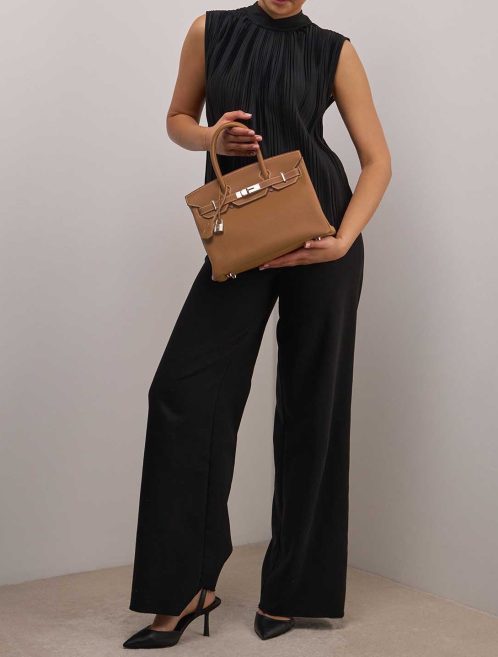 Hermès Birkin 30 Togo Gold on Model | Sell your designer bag