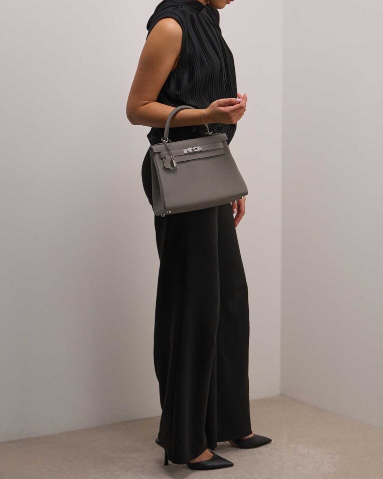 Hermès Kelly 28 Togo Gris Meyer Front | Sell your designer bag