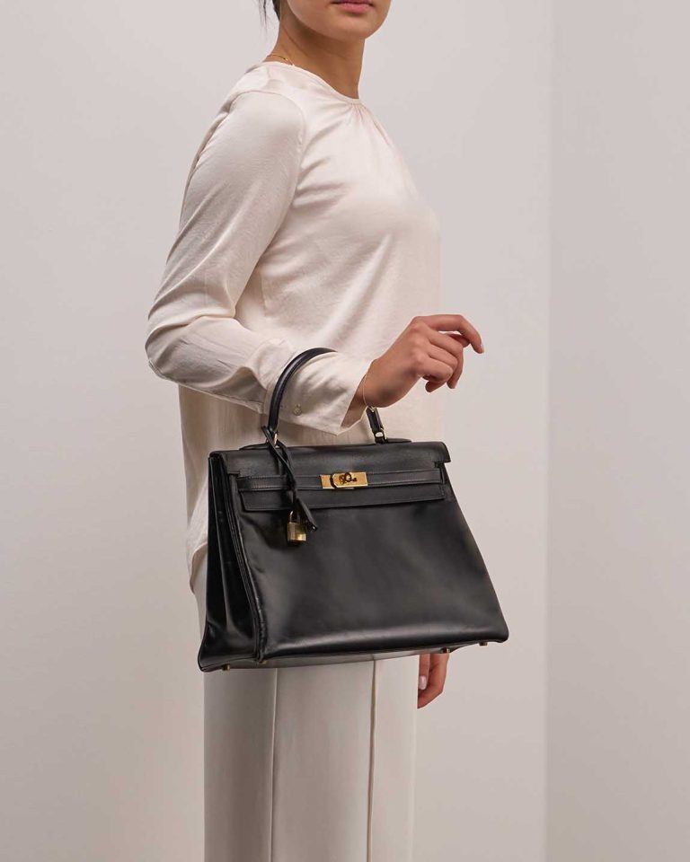 Hermès Kelly 35 Box Black Front | Sell your designer bag