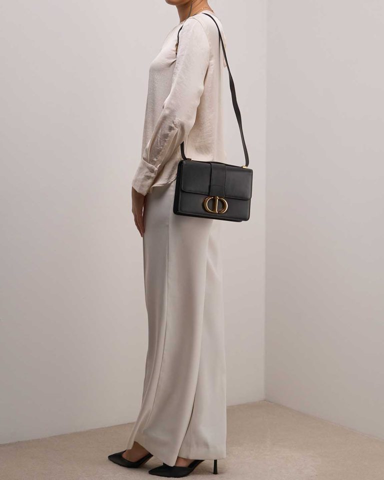 Dior 30 Montaigne Calf Black Front | Sell your designer bag