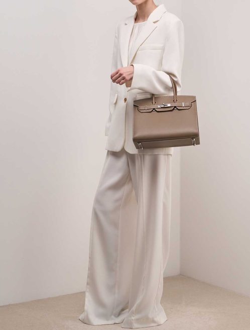 Hermès Birkin 30 Epsom Étoupe on Model | Sell your designer bag