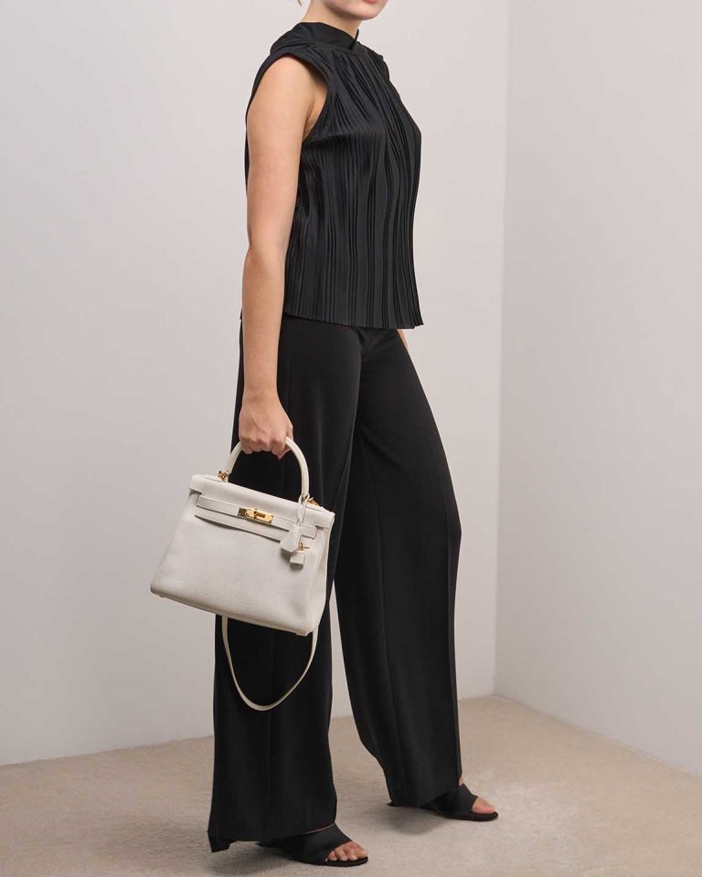 Hermès Kelly 28 Taurillon Clémence New White on Model | Sell your designer bag