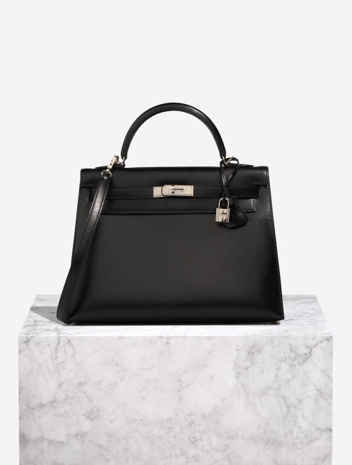 Hermès Kelly 32 Box Calf Black Front | Sell your designer bag