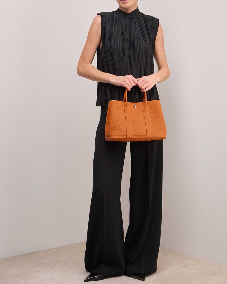Hermès Garden Party 30 Veau Négonda Orange H on Model | Sell your designer bag