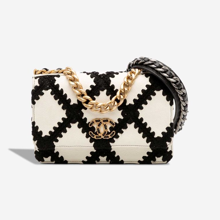 Chanel 19 Wallet On Chain Calf White / Black Front | Sell your designer bag