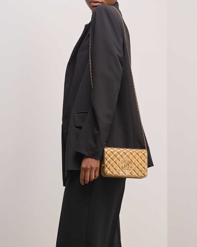 Chanel Wallet On Chain Calf Gold on Model | Sell your designer bag