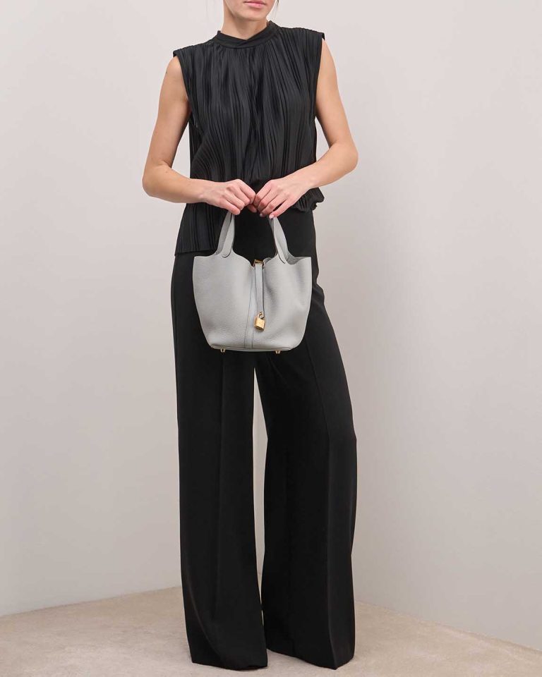 Hermès Picotin 22 Clémence Bleu Glacier on Model | Sell your designer bag